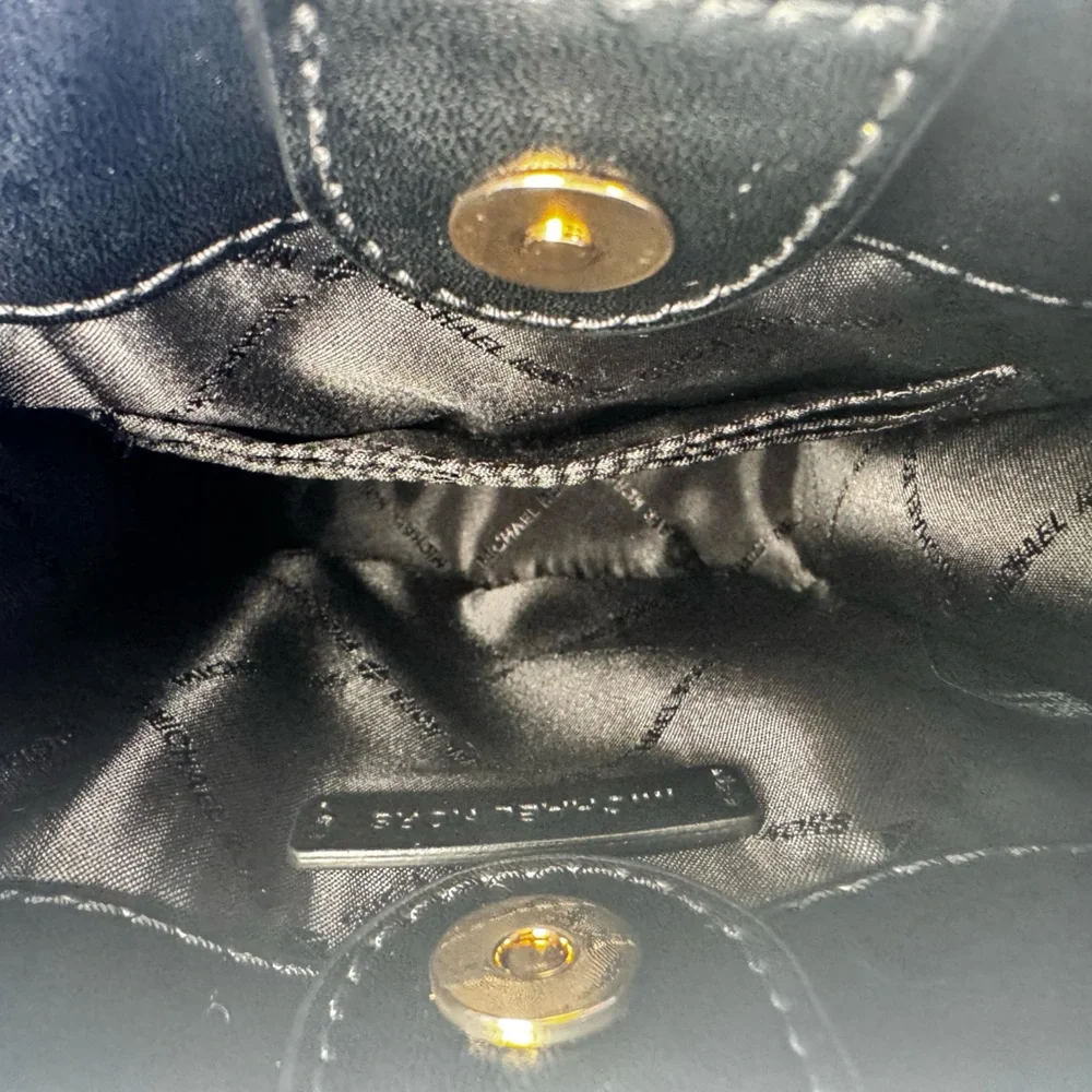 Michael Kors Mercer Small Pebbled Leather Crossbody Bag